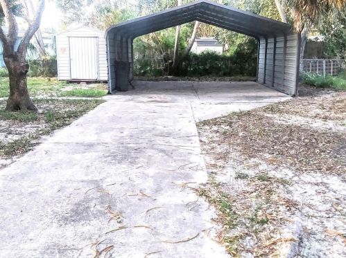 11034 Pickering Ln, Port Richey, FL 34668-2283