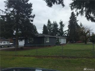 53 Lindale Ln, Lakewood, WA 98499-5215