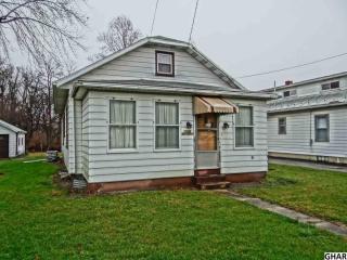 1549 Spg Rd, Carlisle PA  17013-1148 exterior