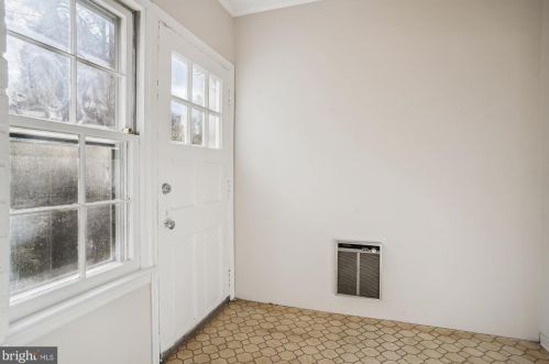 5120 Klingle St, Washington, DC 20016-2655