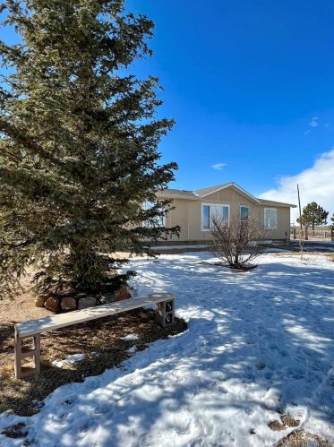 1860 Holtwood Rd, Rush, CO 80833-9601