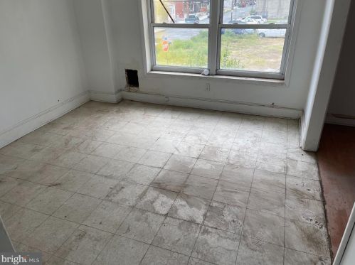 701 9 St, Camden NJ  08102-1721 exterior