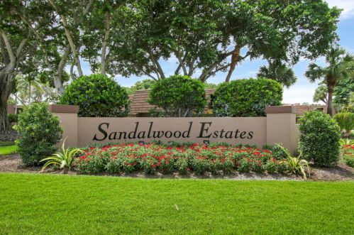 1404 14th Ct, West Palm Beach, FL 33410-5112