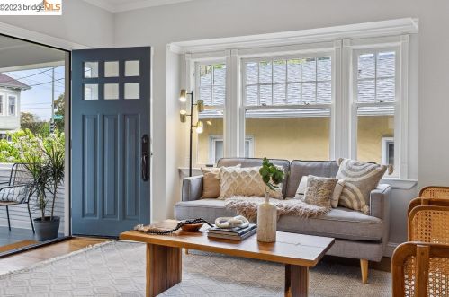 409 45th St, Oakland CA  94609-2124 exterior