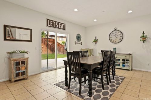 36238 Trail Creek Cir, Wildomar CA  92595-7554 exterior