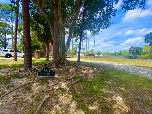 15817 Key Lime Blvd, Town Of Loxahatchee Groves FL  33470-3118 exterior