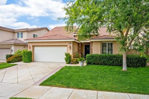 34036 Corktree Rd, Lake Elsinore, CA 92532-2960