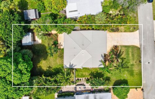 136 10th St, Boca Raton, FL 33432-2636