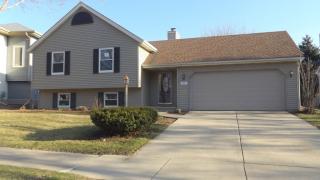 7873 Oakbrook Cir, Madison, WI 53717-1606