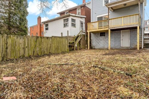 2621 Grandview Ave, Mckeesport PA  15132-7831 exterior