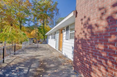 158 Allentown Rd, Terryville, CT 06786-7011
