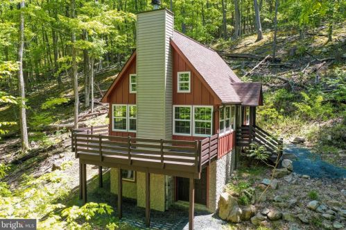 897 Warden Lake C Dr, Wardensville, WV 26851