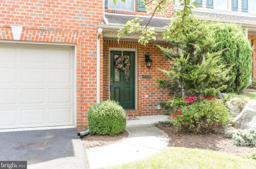 4099 Caissons Ct, West Enola, PA 17025-1486