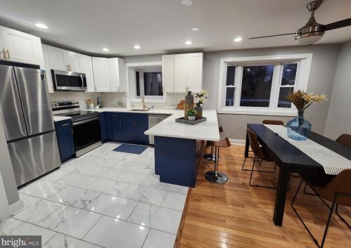 500 Grove Ln, Norristown PA  19406-3140 exterior