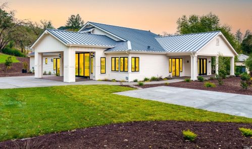 4012 Skyfarm Dr, Santa Rosa, CA 95403-0970