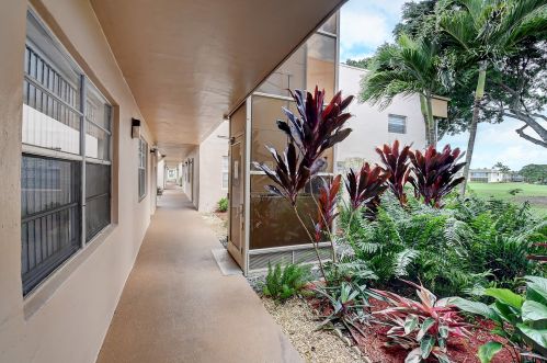 42 Flanders A, Delray Beach, FL 33484-5270