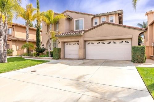 32489 Campo Dr, Temecula, CA 92592-6600