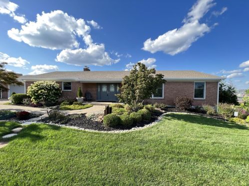 1122 Panorama Dr, Covington, KY 41011-1116