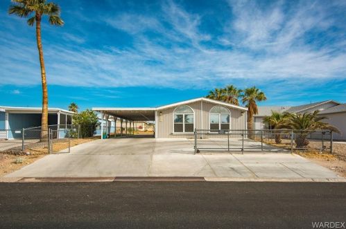 863 Ramar Rd, Bullhead City, AZ 86442-6407