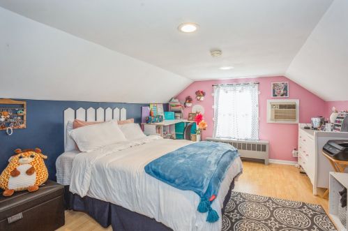 33 Lillian Pl, Canaan Lake NY  11772-2955 exterior