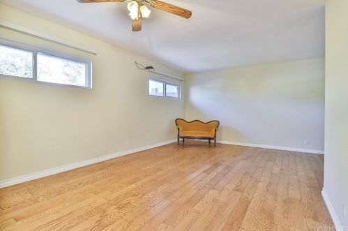 1229 Carmel Dr, Simi Valley CA 93065-4118 exterior