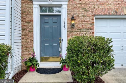 2540 Terra Cotta Cir, Herndon, VA 20171-4698