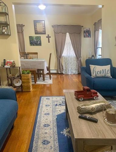 48 Rochelle Ter, Mount Vernon NY 10550-1127 exterior