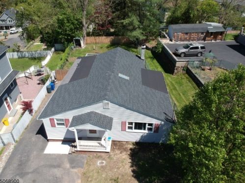 31 Roome St, Lincoln Park, NJ 07035-1630
