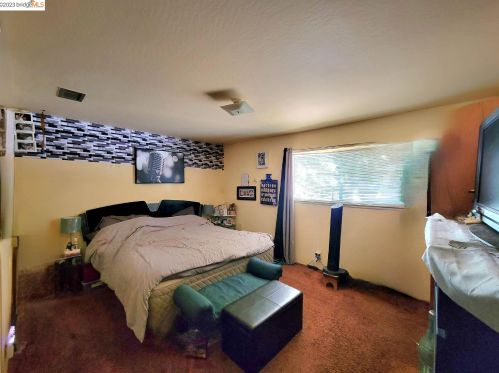 2103 Knox Ave, West Pittsburg CA  94565-4736 exterior