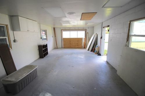 707 Shore Dr, Oldsmar FL  34677-4305 exterior