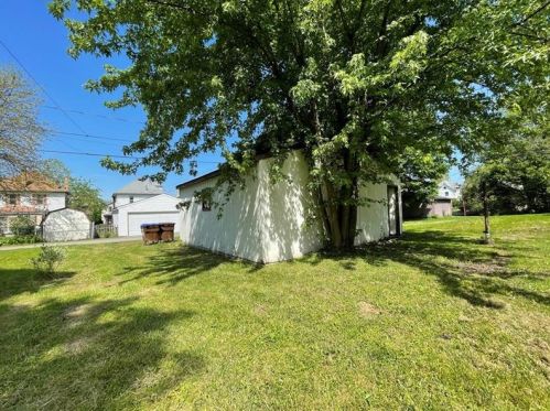 288 Cedar Ave, Hermitage PA  16146-2610 exterior