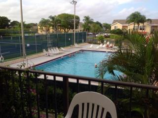 503 Waterside Dr, Lake Worth, FL 33462-6175