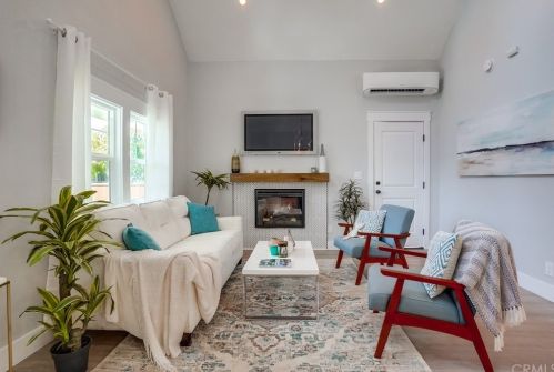 803 9th St, Long Beach CA  90813-4709 exterior