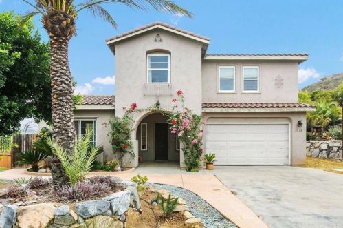 2520 Longmont Rd, Vista, CA 92084-5850