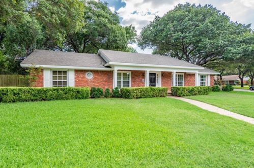 4371 Westdale Dr, Fort Worth, TX 76109-4931
