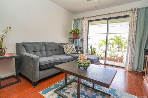 98-640 Moanalua Loop, Aiea, HI