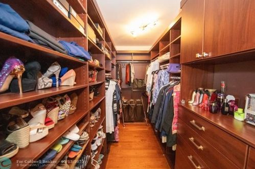 3511 145th Ave, Hollywood FL  33027-3726 exterior