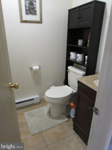 68 Pennypacker Dr, Collegeville PA  19473-1048 exterior