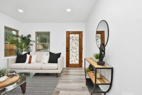 4723 Cervato St, Long Beach, CA 90815-2734