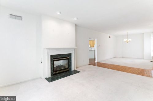 808 Phipps Woods Ct, Glen Mills PA  19342-2243 exterior