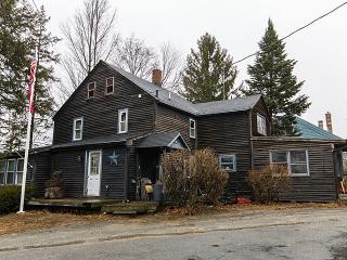 85 Main St, Merrimac, MA 01860-1613