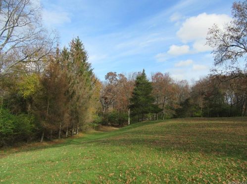 41 Mtn Lodge Rd, Washingtonville NY  10992-2014 exterior