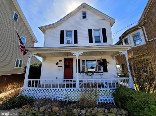 363 Wayne St, Molino, PA 17961-2309