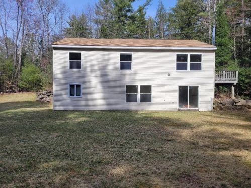 26 Chippendale Dr, Sunapee, NH 03782-2904