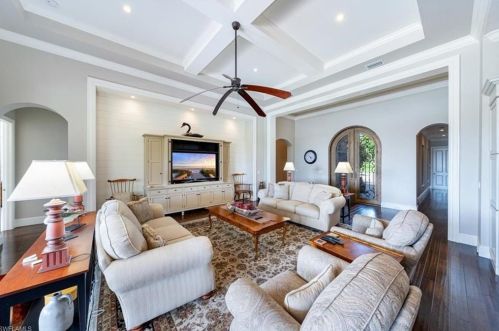 29018 Blaisdell Dr, Naples FL  34119-0930 exterior