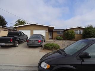 3114 Bayer St, Marina, CA 93933-3403