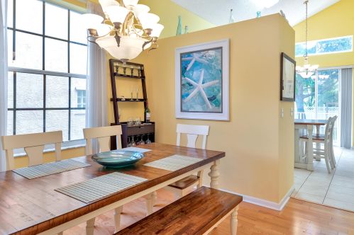 1308 Isleworth Ct, West Palm Beach, FL 33411-6101