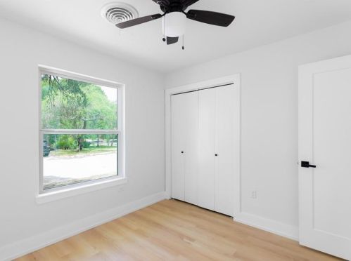 2300 Fair Oaks Dr, Austin TX 78745-2754 exterior