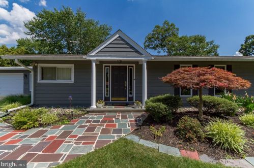 1014 Thomas Ave, Riverton NJ  08077-2321 exterior