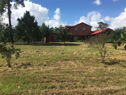 2425 Shorewick Dr, Highlands, TX 77562-2217